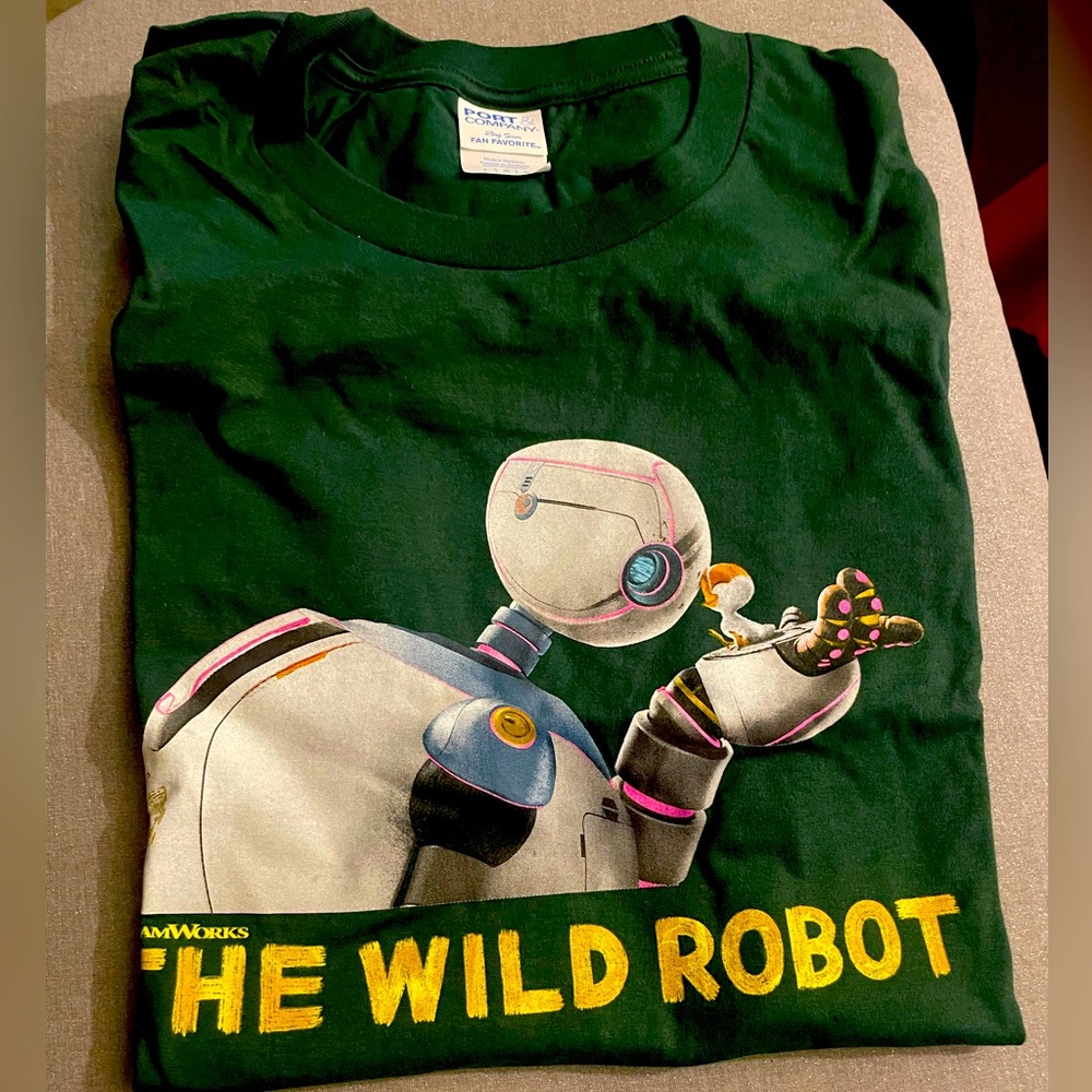 The wild robot tee
